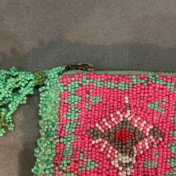 Anthropologie vibrant beaded clutch - Picture 4 of 6